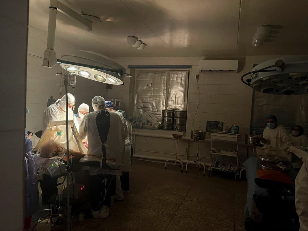 робота медиків