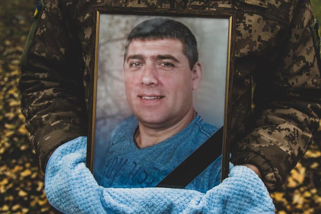 Микола Завада на щиті. Прощання на Полтавщині