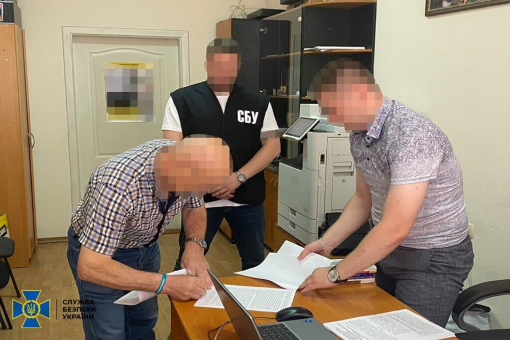 Затримання на хабарі членів ВЛК у Миргороді, яке викрила контррозвідка