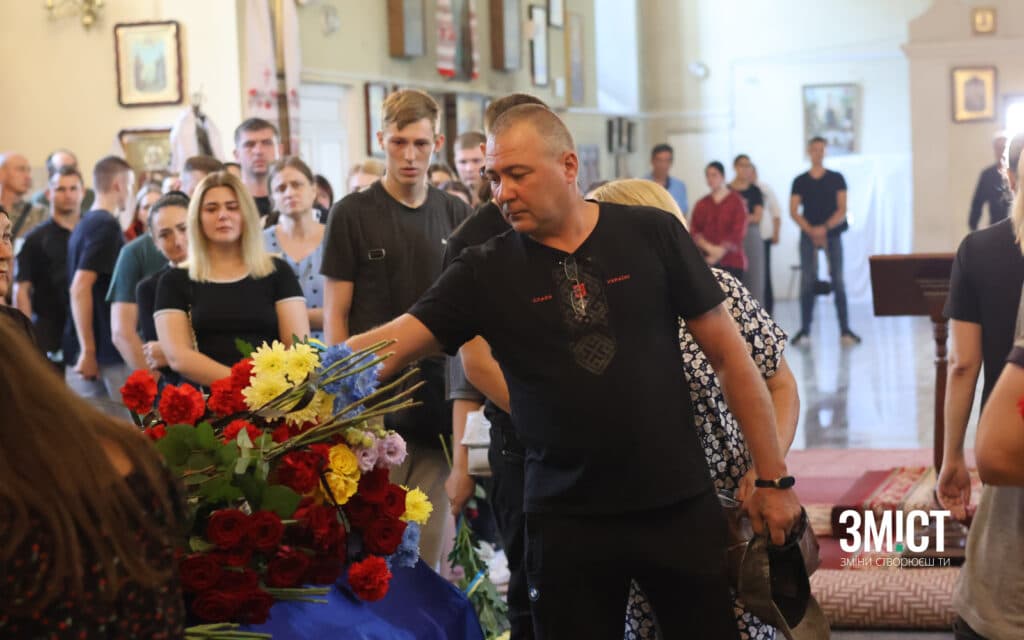 Максим Окач