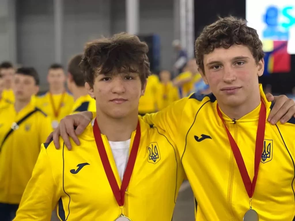 богдан олексієнко